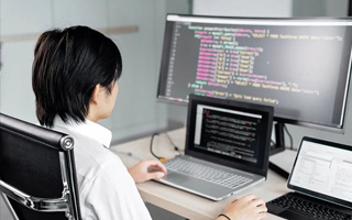 沈丘 ,php声明和调用变量的符号是什么？